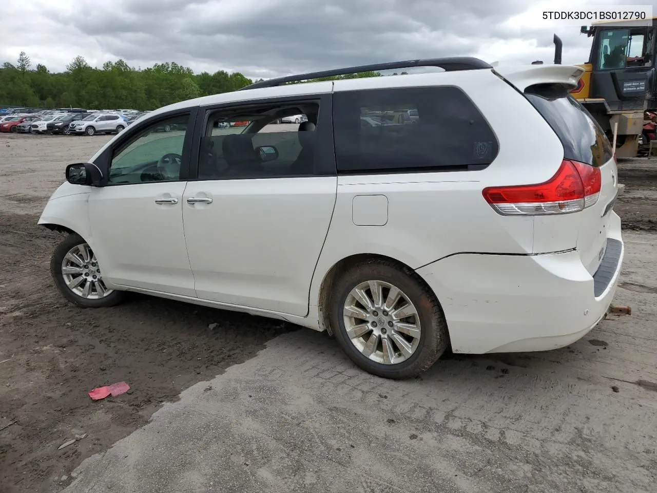 2011 Toyota Sienna Xle VIN: 5TDDK3DC1BS012790 Lot: 54603634