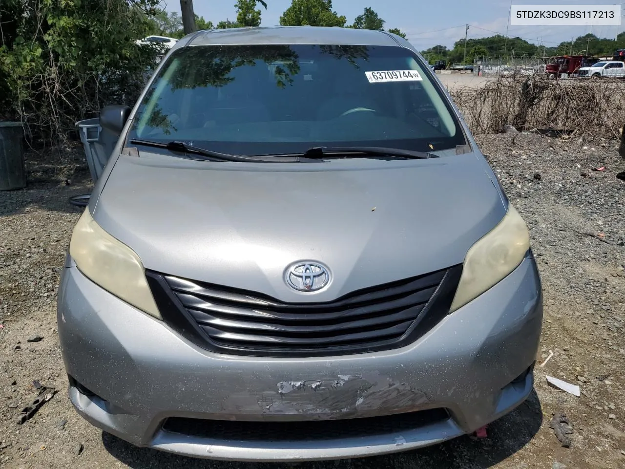 2011 Toyota Sienna VIN: 5TDZK3DC9BS117213 Lot: 63709744