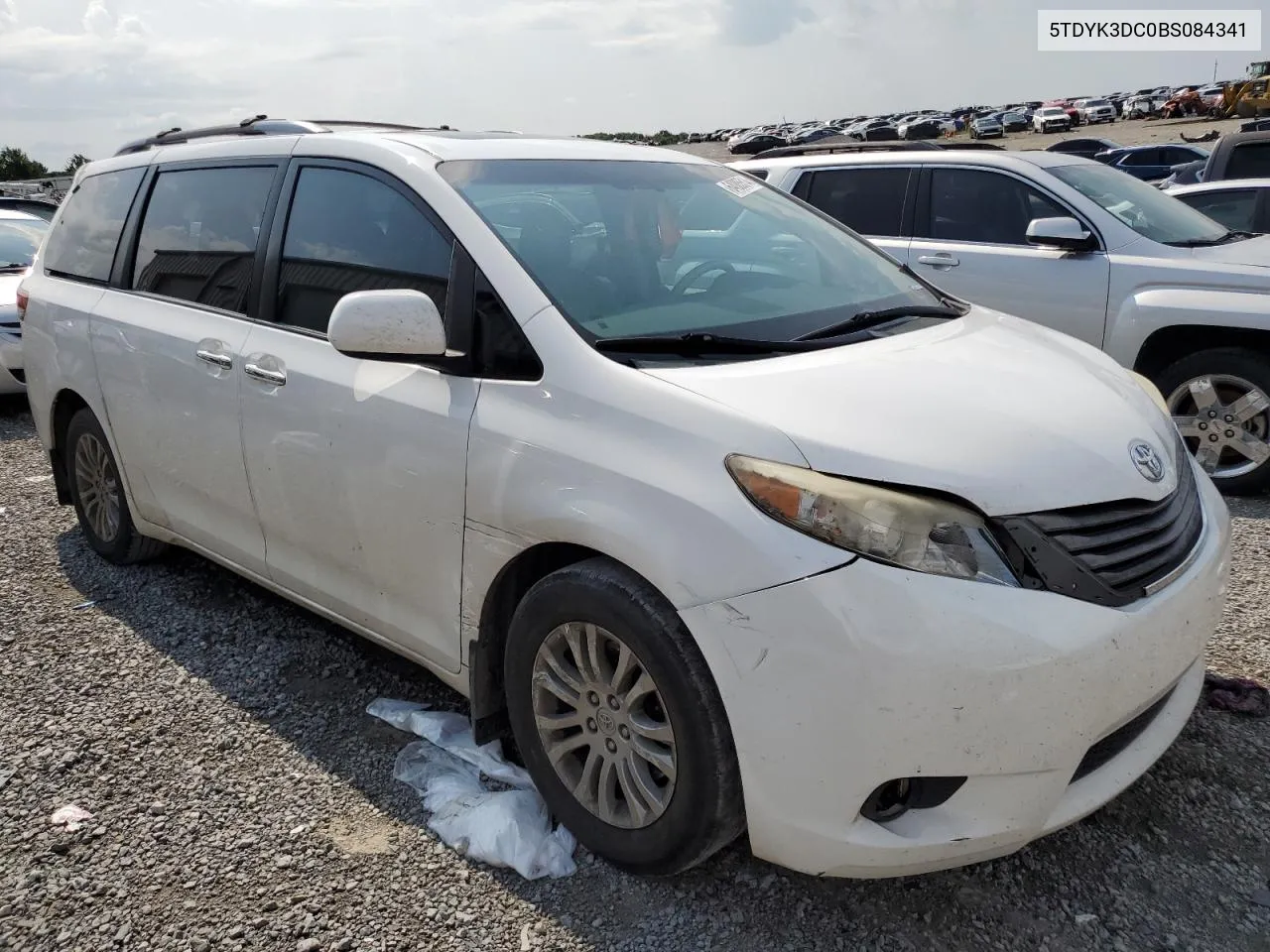 5TDYK3DC0BS084341 2011 Toyota Sienna Xle