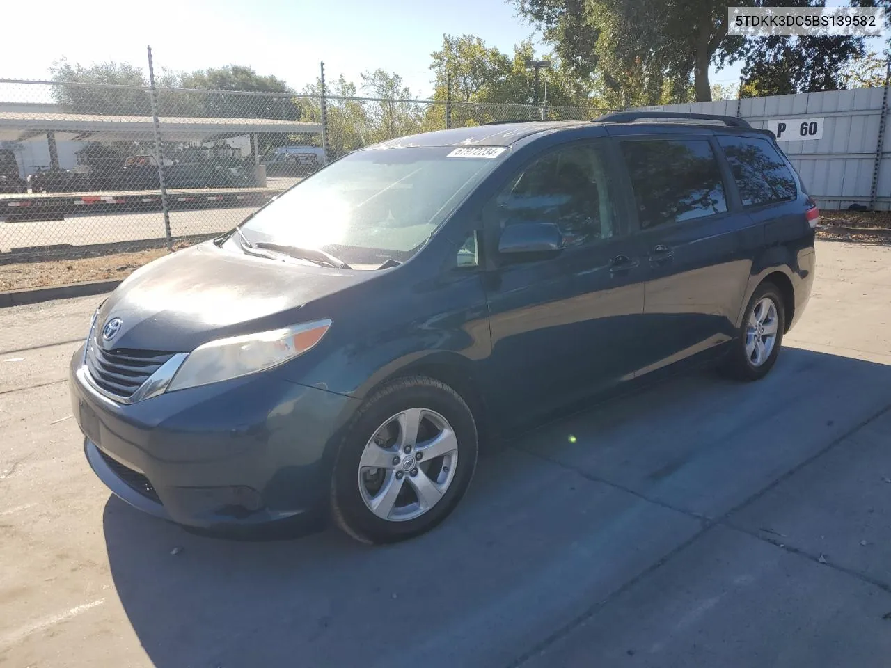 2011 Toyota Sienna Le VIN: 5TDKK3DC5BS139582 Lot: 67972234