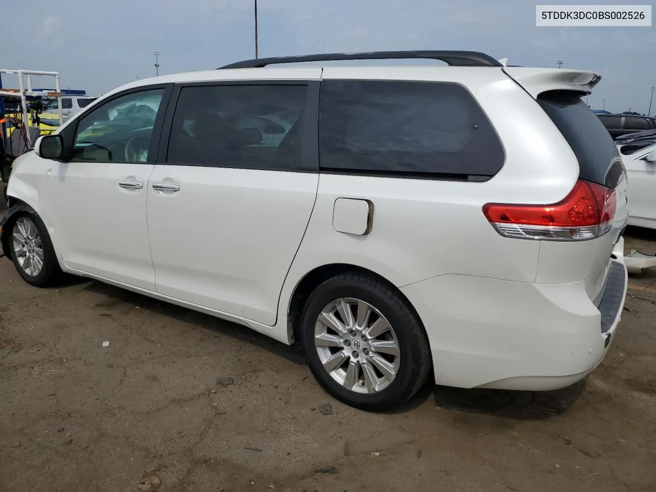 2011 Toyota Sienna Xle VIN: 5TDDK3DC0BS002526 Lot: 68886264