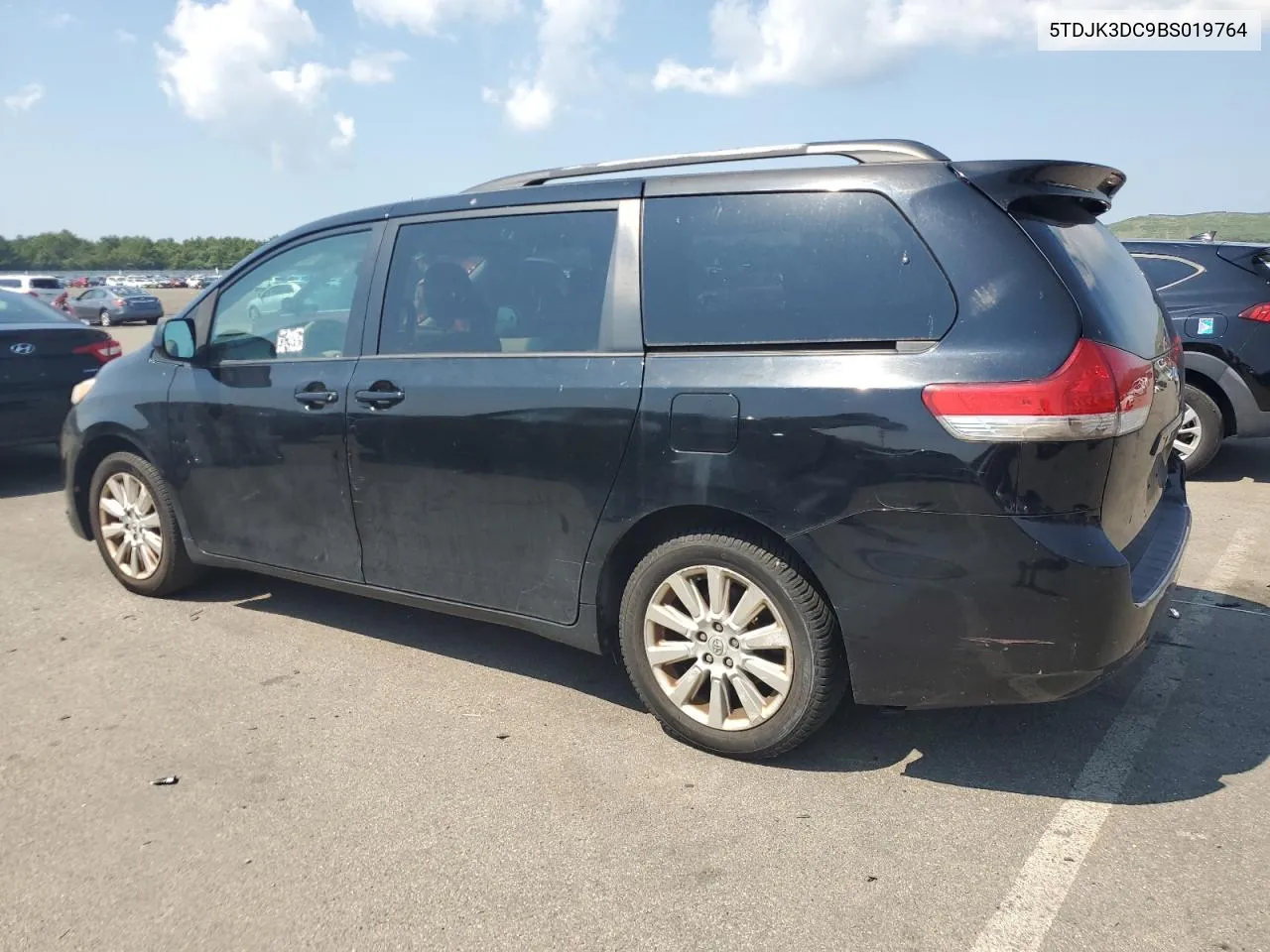 2011 Toyota Sienna Le VIN: 5TDJK3DC9BS019764 Lot: 69151844