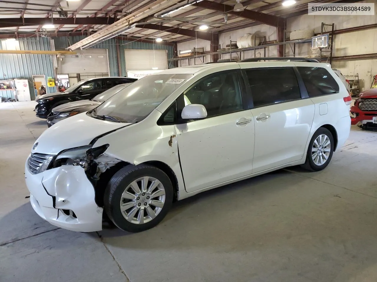 2011 Toyota Sienna Xle VIN: 5TDYK3DC3BS084589 Lot: 70604804