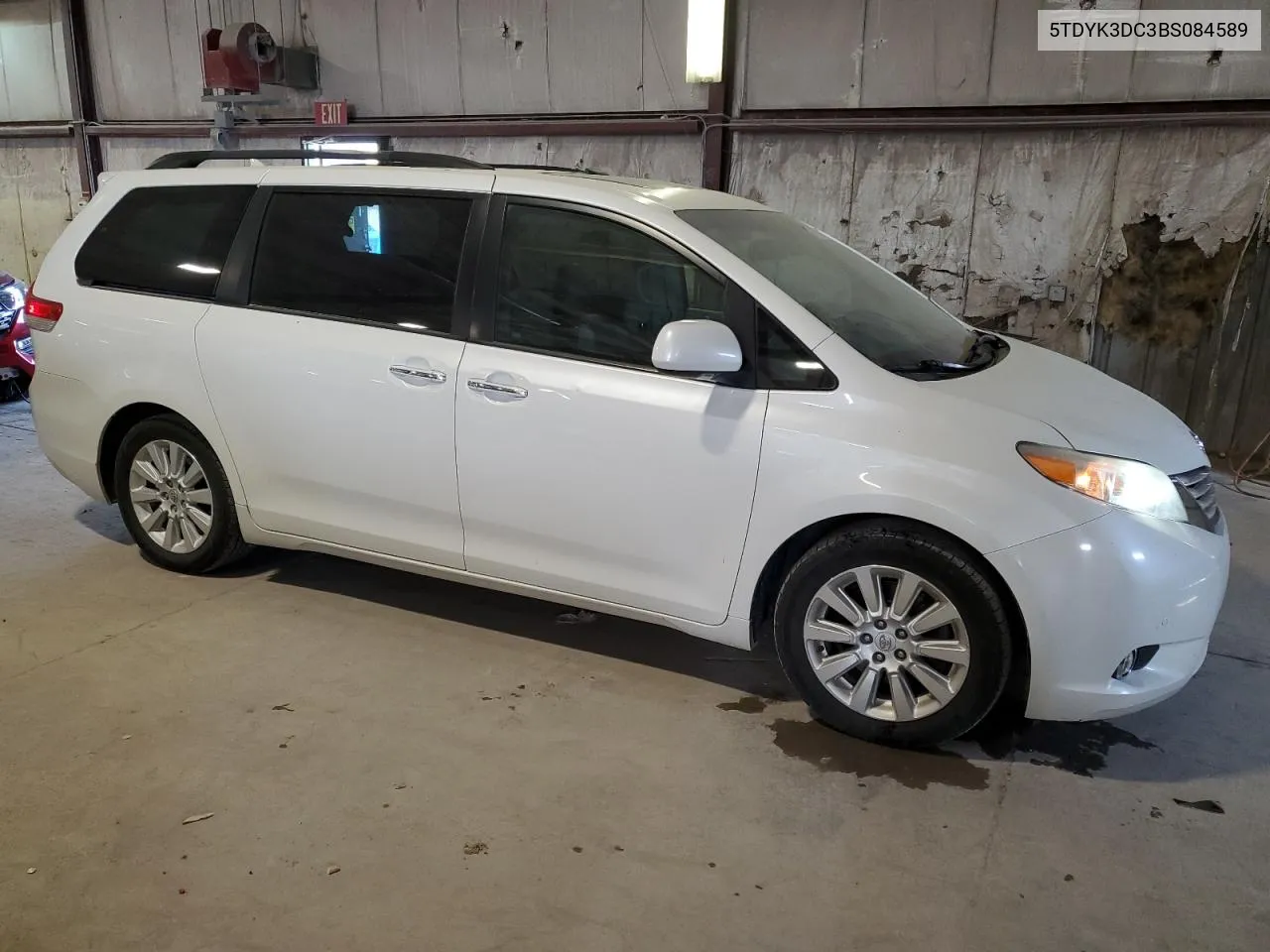 2011 Toyota Sienna Xle VIN: 5TDYK3DC3BS084589 Lot: 70604804