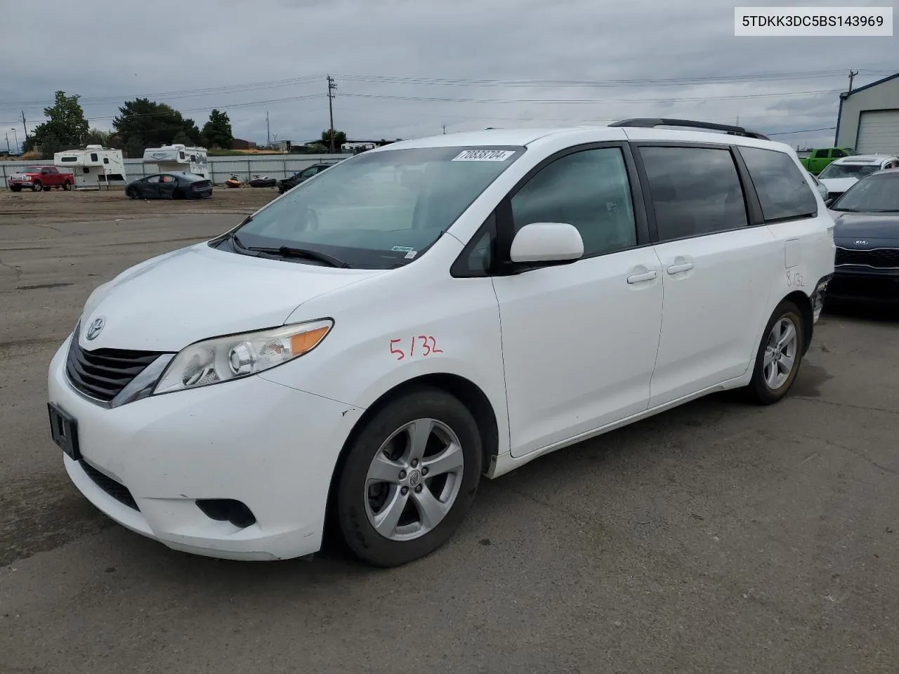 5TDKK3DC5BS143969 2011 Toyota Sienna Le