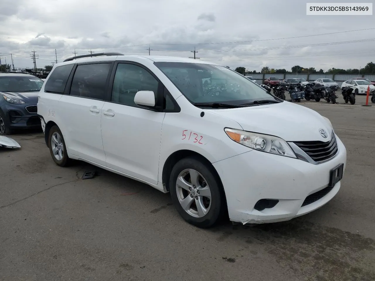 2011 Toyota Sienna Le VIN: 5TDKK3DC5BS143969 Lot: 70838704