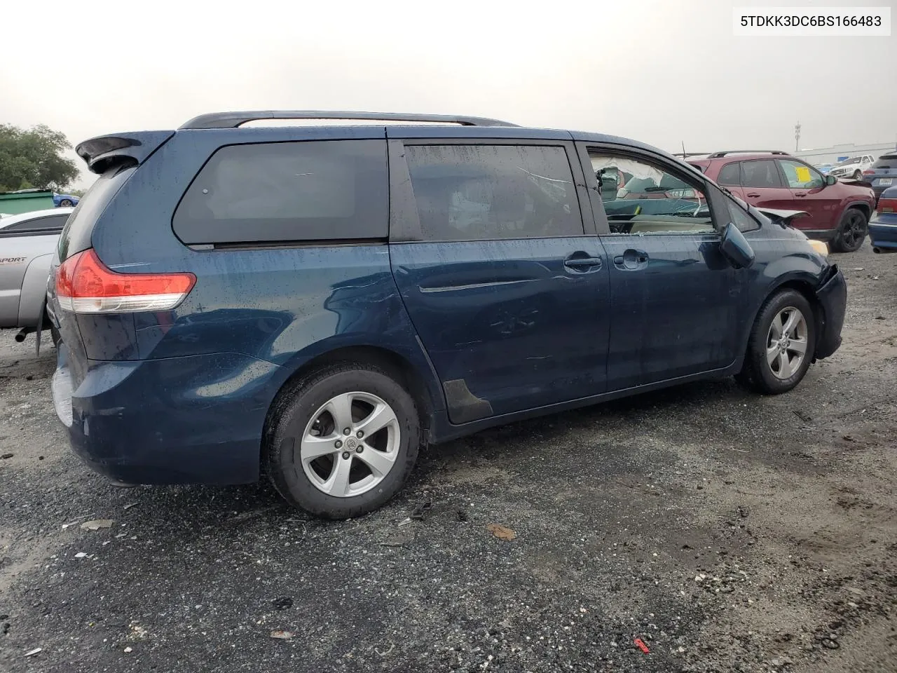 2011 Toyota Sienna Le VIN: 5TDKK3DC6BS166483 Lot: 71534174