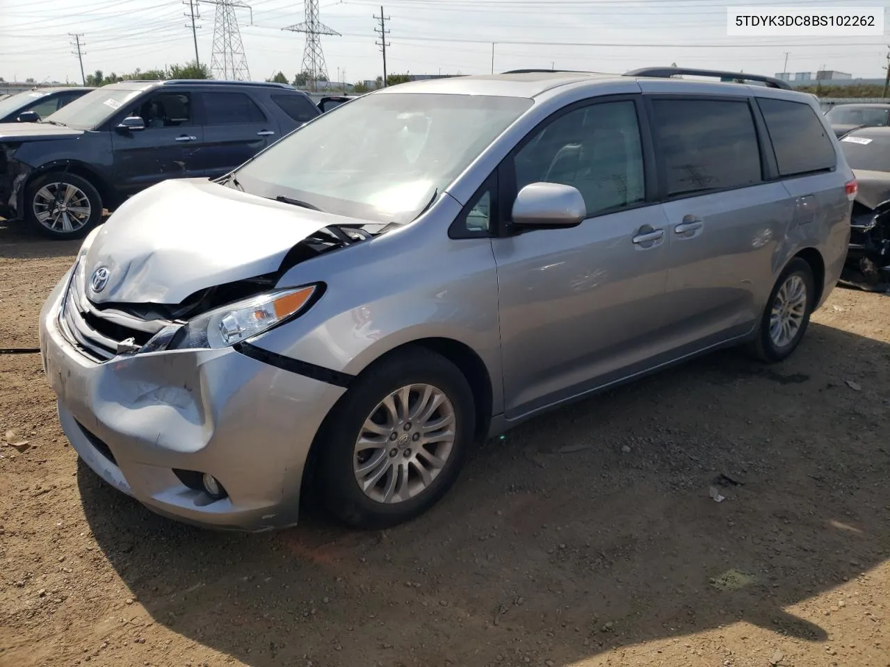 2011 Toyota Sienna Xle VIN: 5TDYK3DC8BS102262 Lot: 71999534