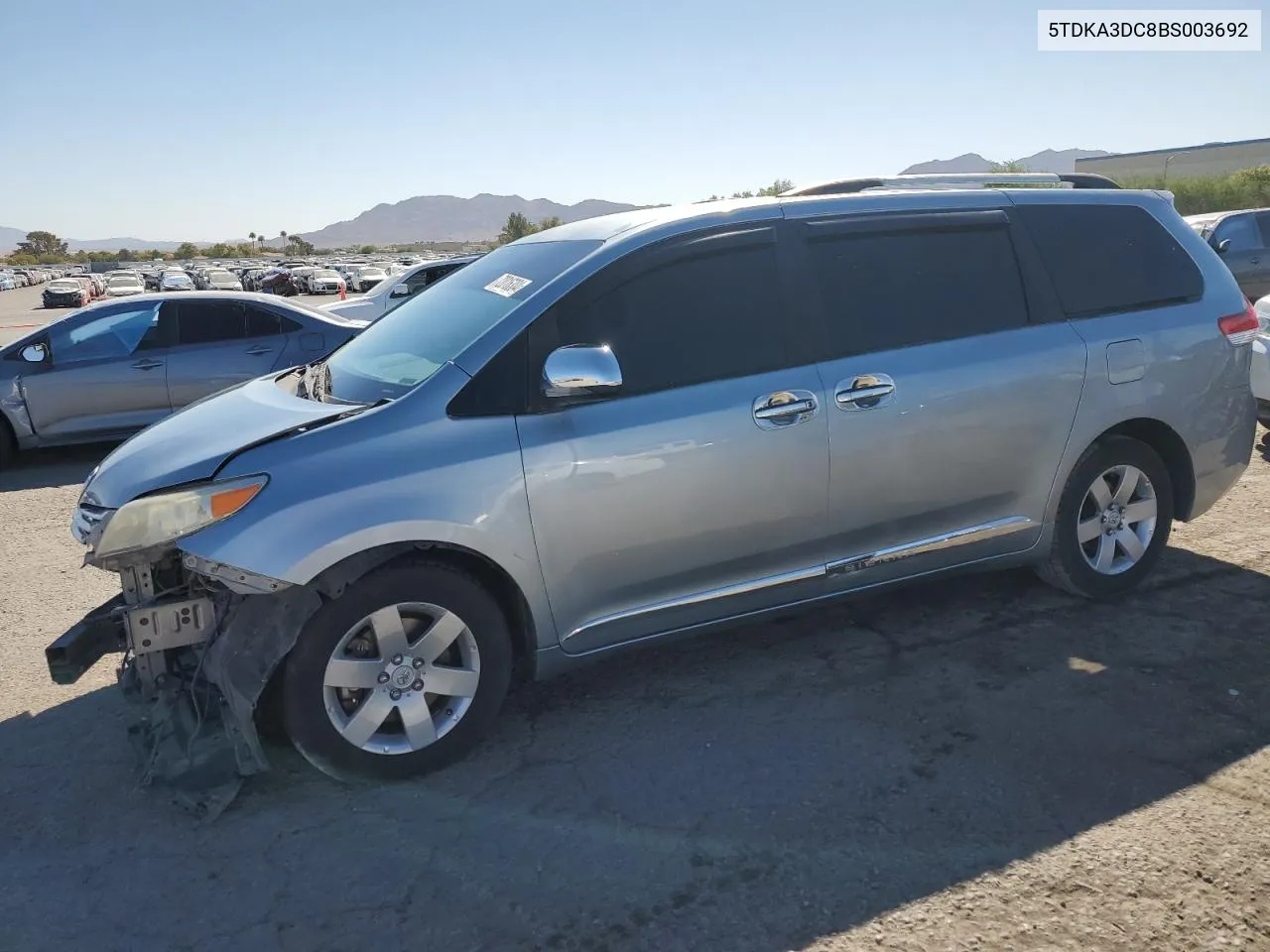 5TDKA3DC8BS003692 2011 Toyota Sienna Base