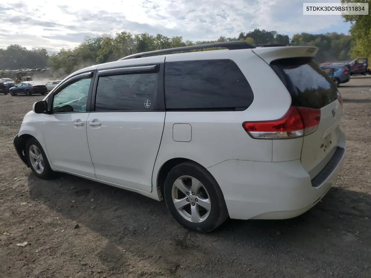 5TDKK3DC9BS111834 2011 Toyota Sienna Le