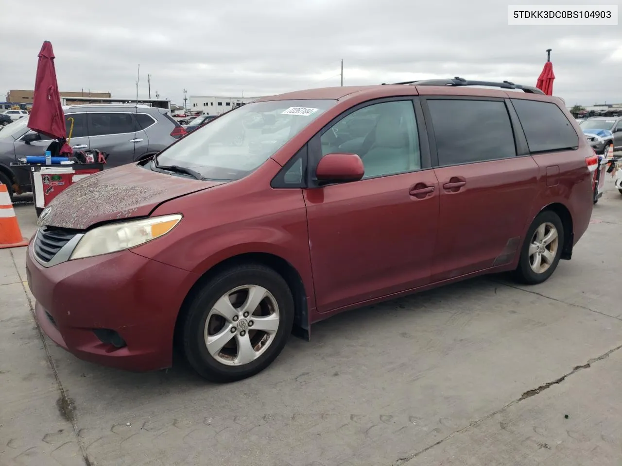 2011 Toyota Sienna Le VIN: 5TDKK3DC0BS104903 Lot: 72267104