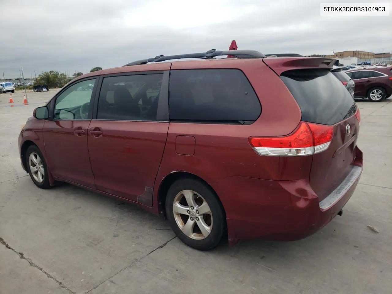 2011 Toyota Sienna Le VIN: 5TDKK3DC0BS104903 Lot: 72267104