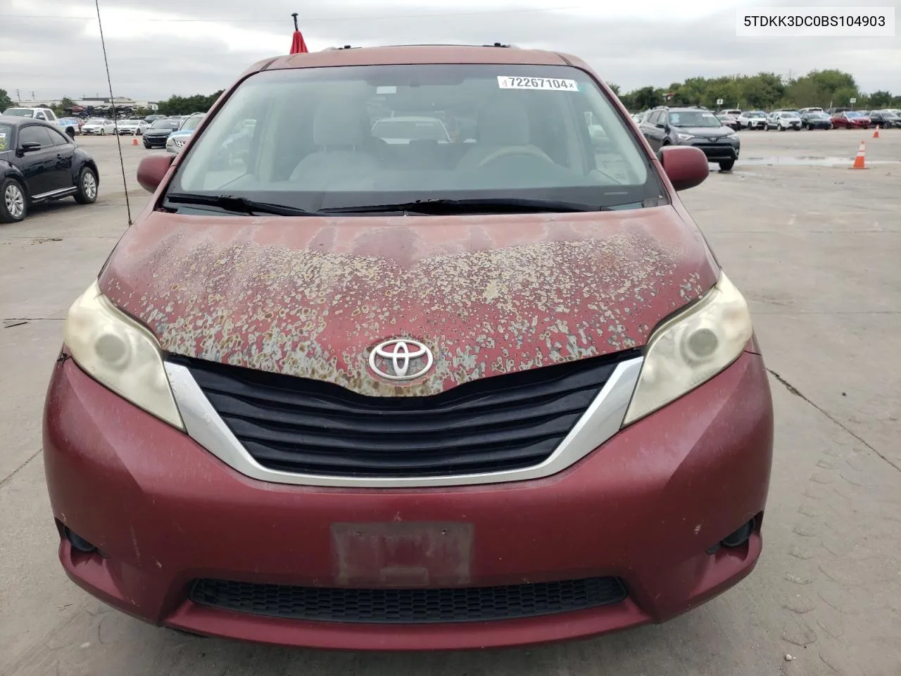 5TDKK3DC0BS104903 2011 Toyota Sienna Le