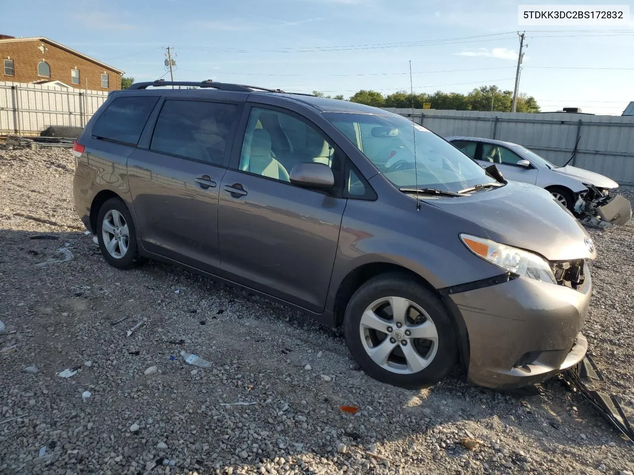 2011 Toyota Sienna Le VIN: 5TDKK3DC2BS172832 Lot: 72421524