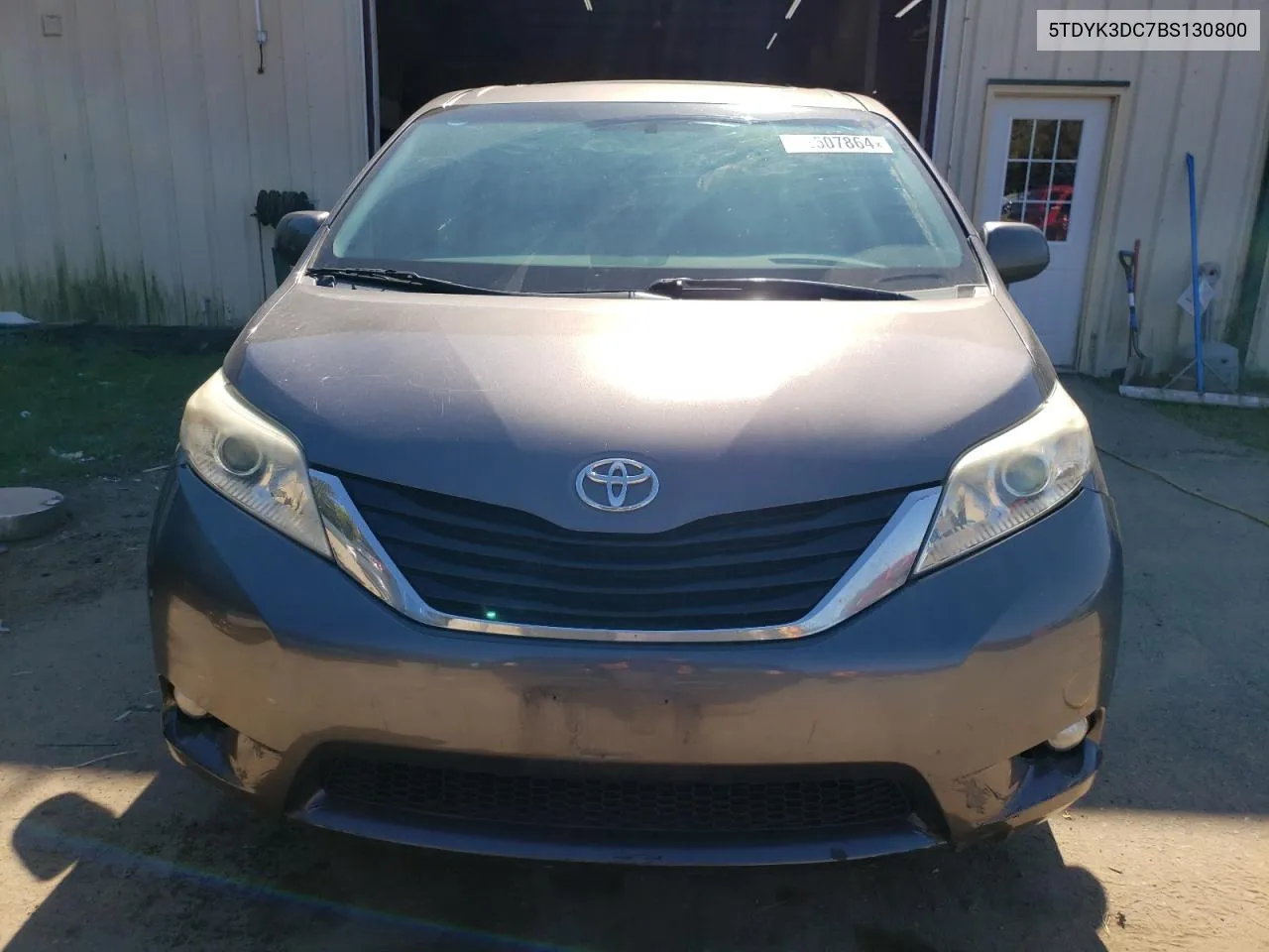 5TDYK3DC7BS130800 2011 Toyota Sienna Xle