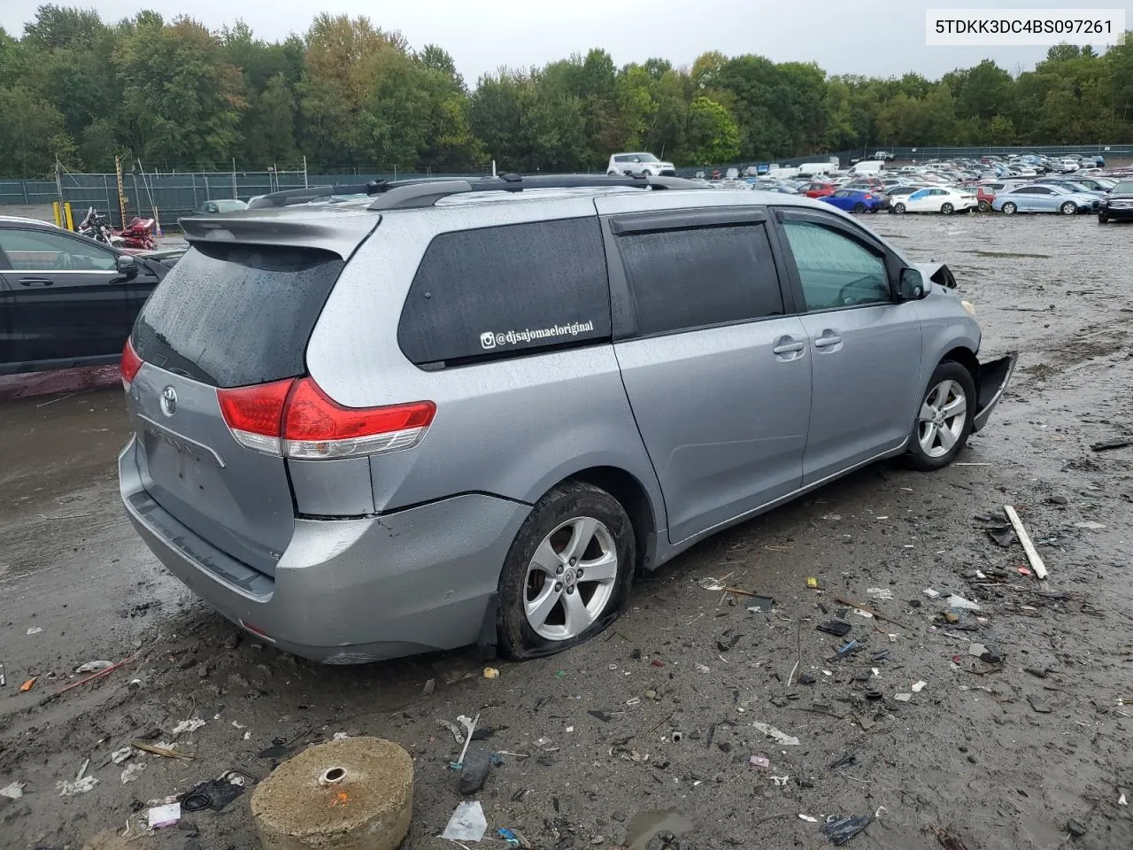 2011 Toyota Sienna Le VIN: 5TDKK3DC4BS097261 Lot: 72907624