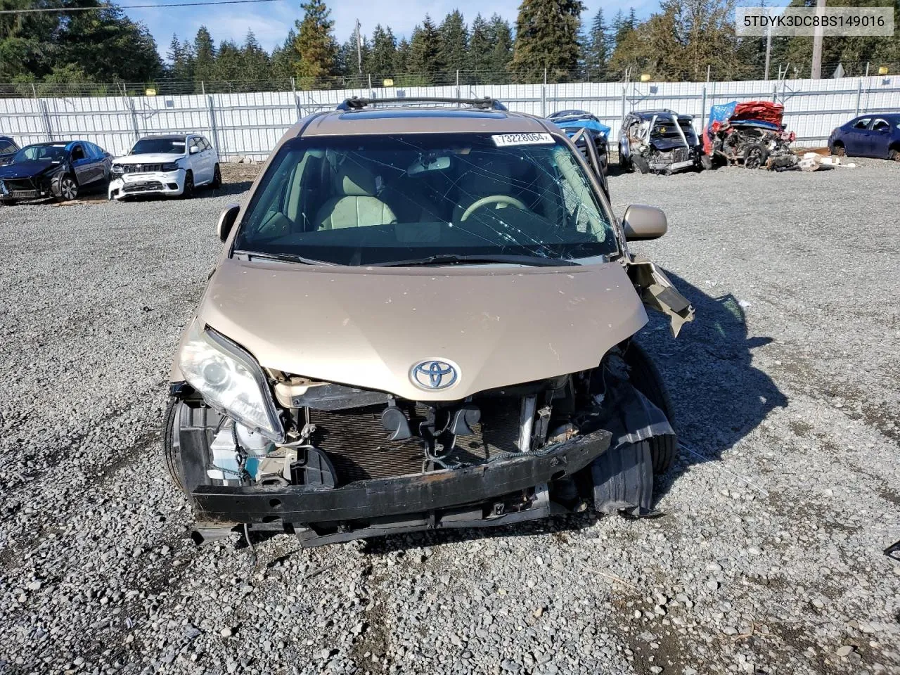 2011 Toyota Sienna Xle VIN: 5TDYK3DC8BS149016 Lot: 73228064