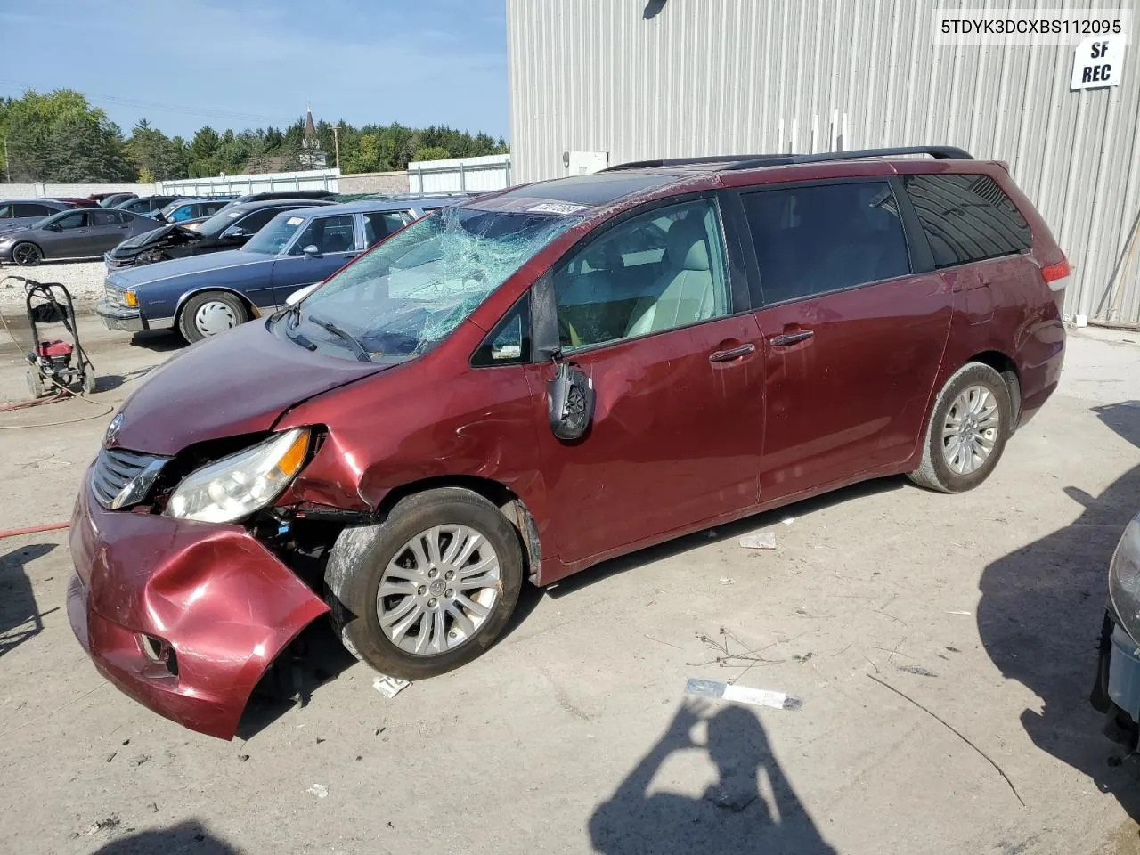 2011 Toyota Sienna Xle VIN: 5TDYK3DCXBS112095 Lot: 73273684