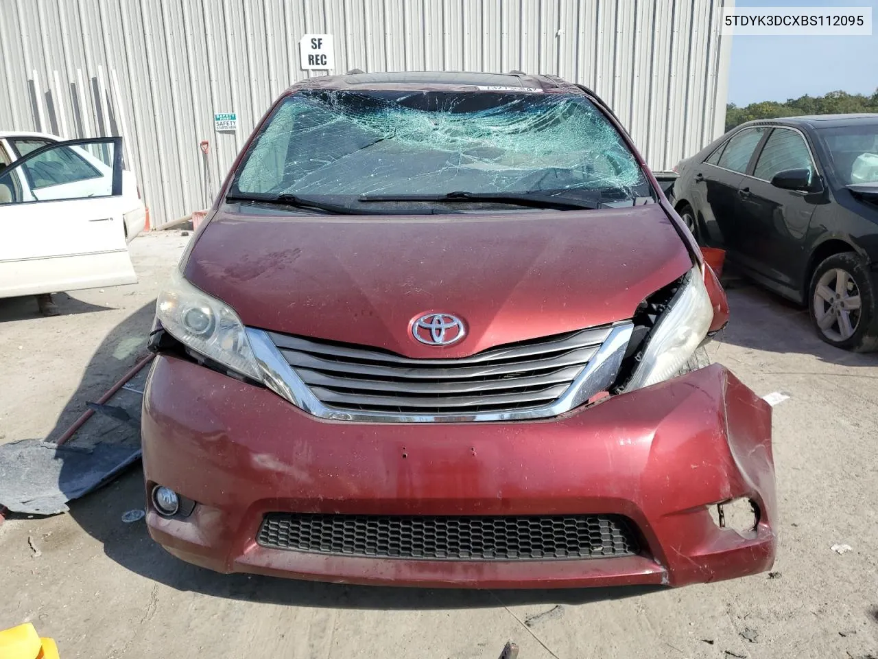 2011 Toyota Sienna Xle VIN: 5TDYK3DCXBS112095 Lot: 73273684