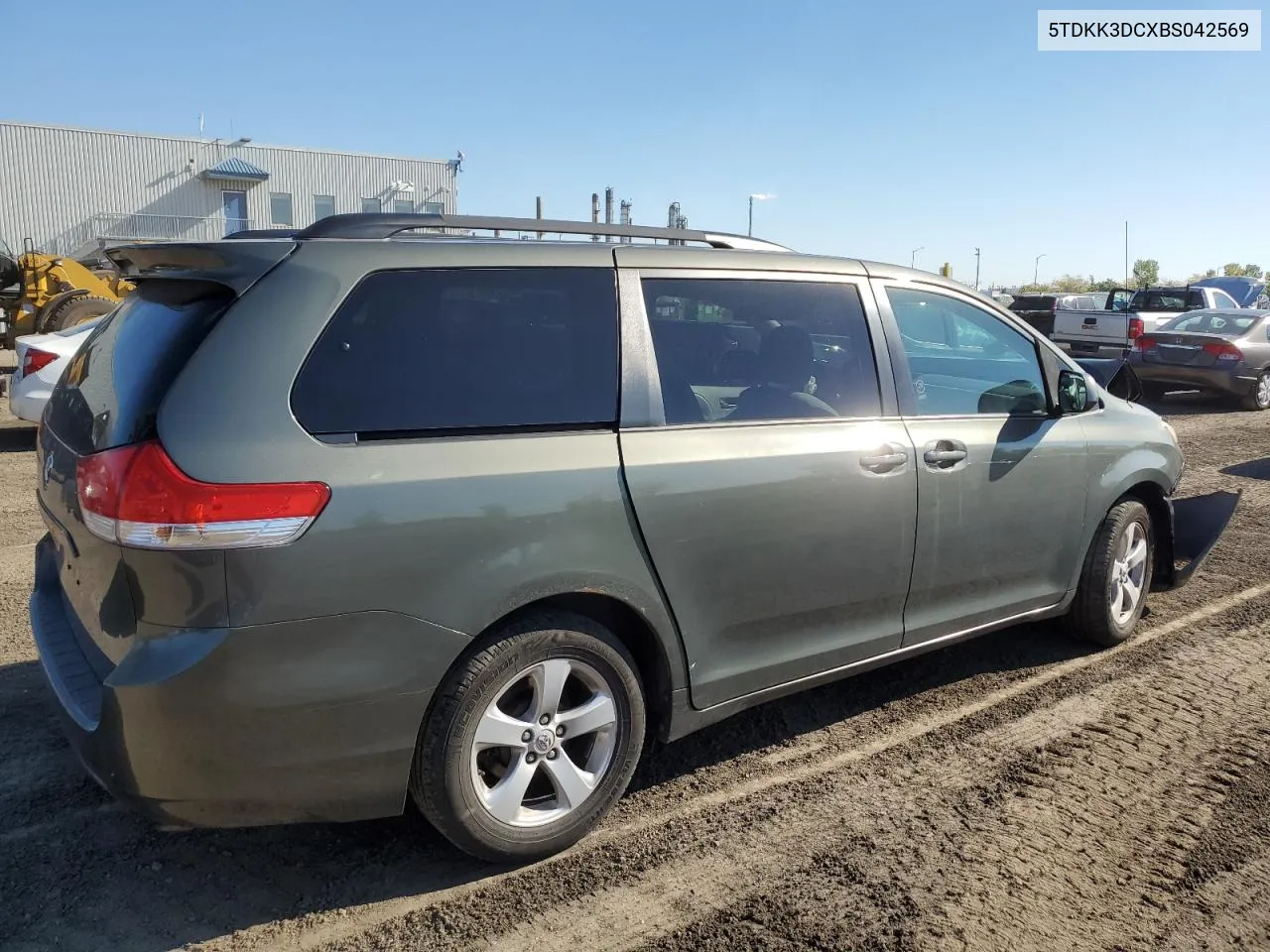 2011 Toyota Sienna Le VIN: 5TDKK3DCXBS042569 Lot: 73434814