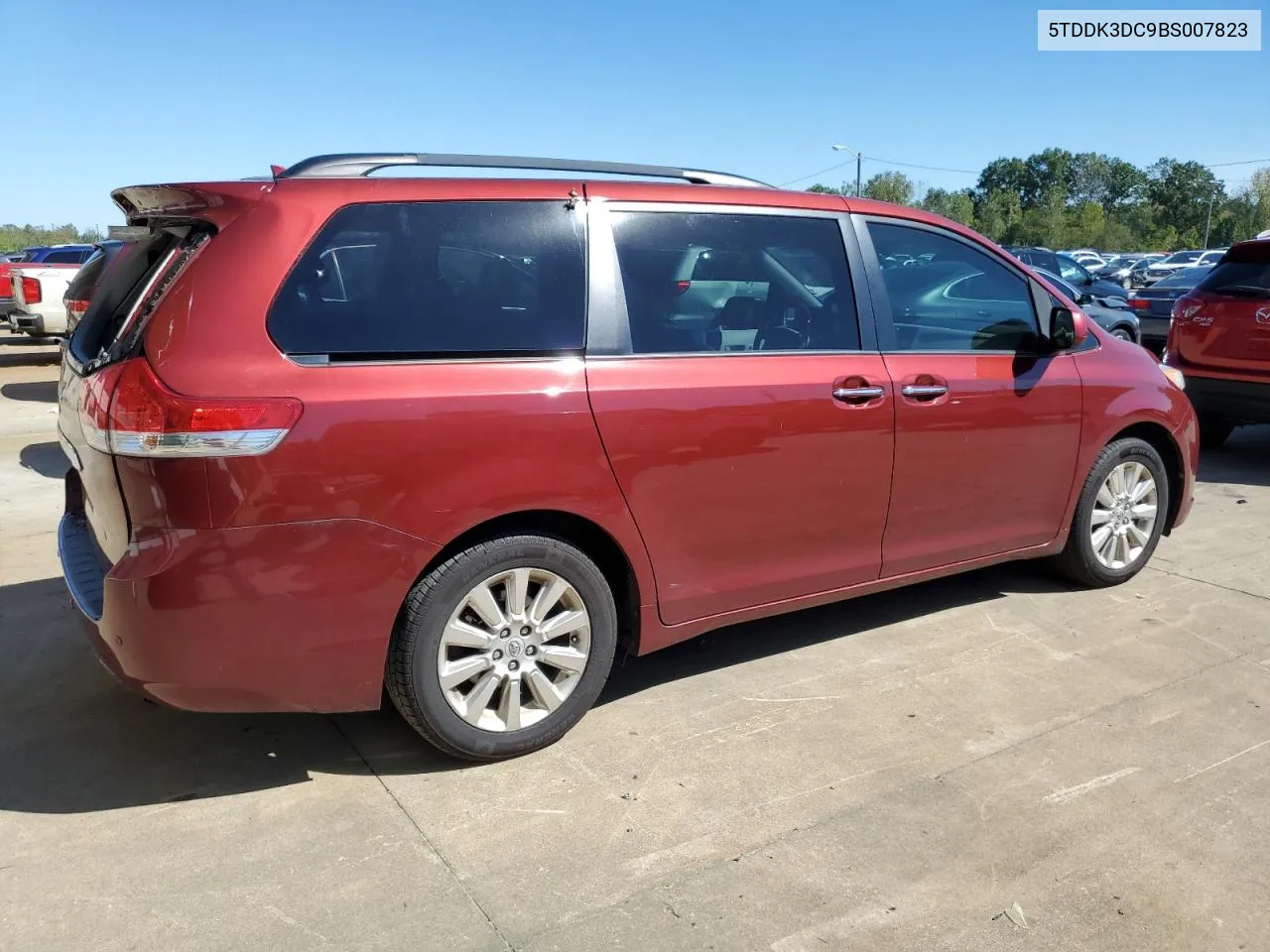 2011 Toyota Sienna Xle VIN: 5TDDK3DC9BS007823 Lot: 73931144