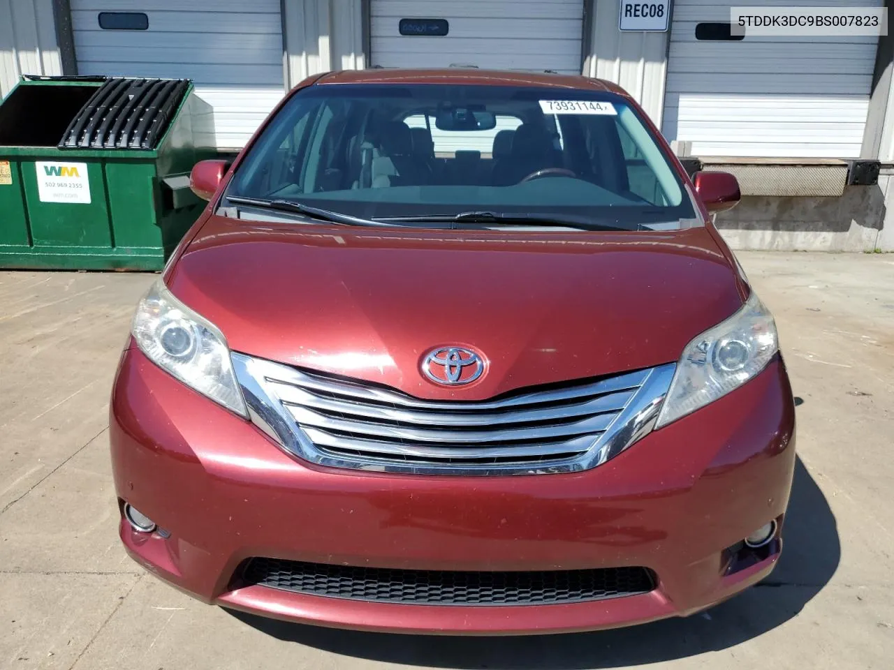 2011 Toyota Sienna Xle VIN: 5TDDK3DC9BS007823 Lot: 73931144