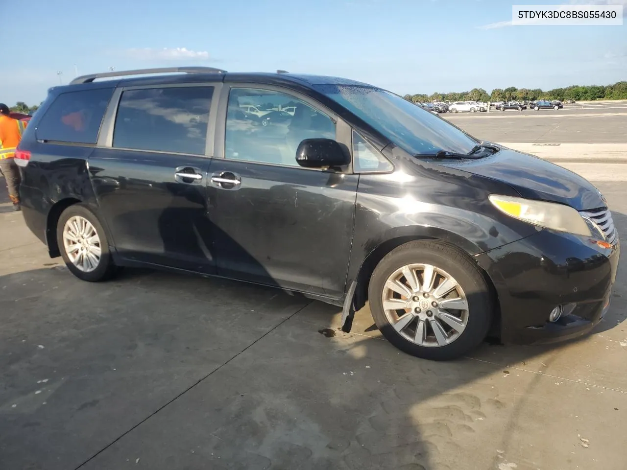 2011 Toyota Sienna Xle VIN: 5TDYK3DC8BS055430 Lot: 73938484