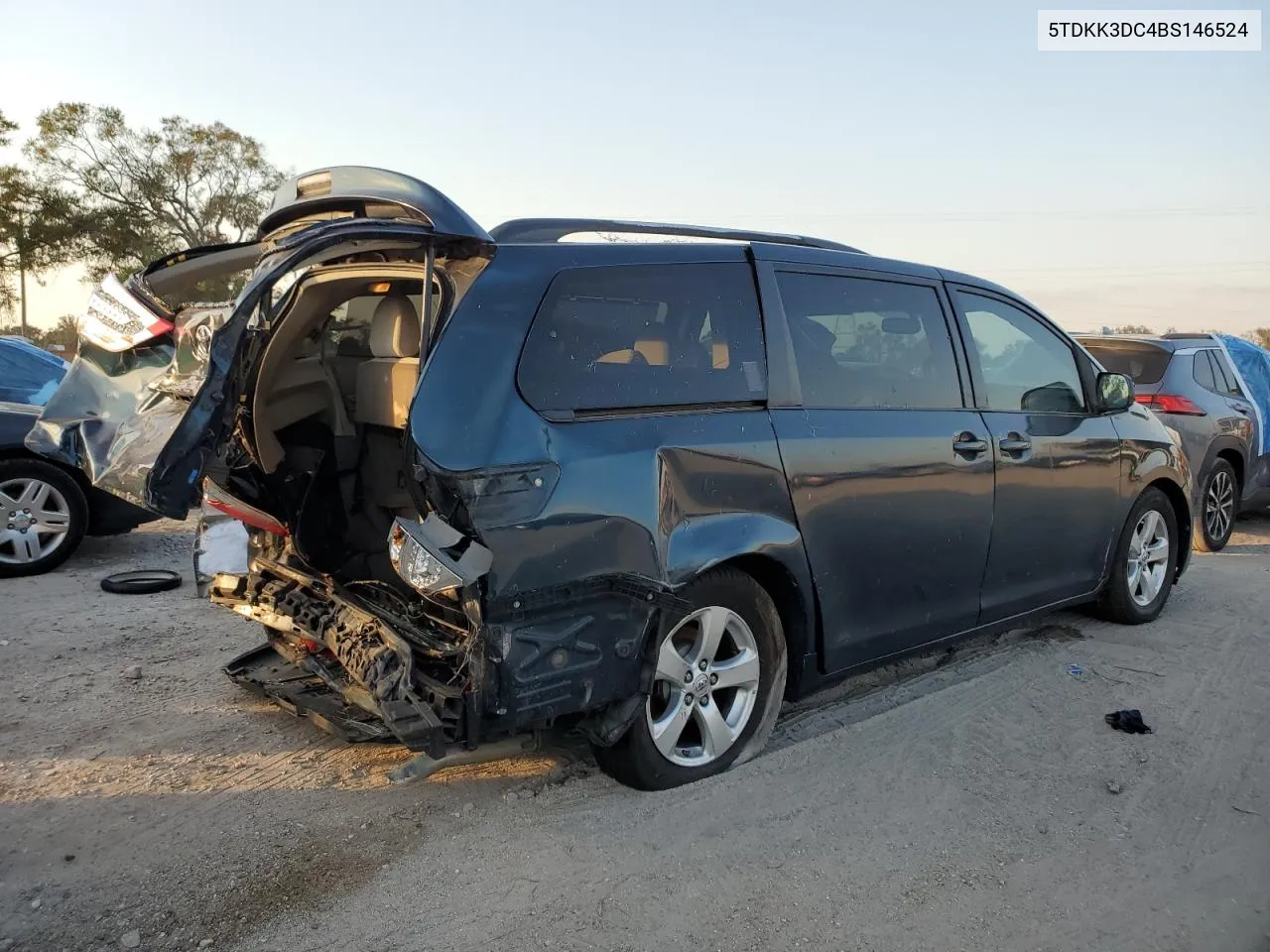 5TDKK3DC4BS146524 2011 Toyota Sienna Le