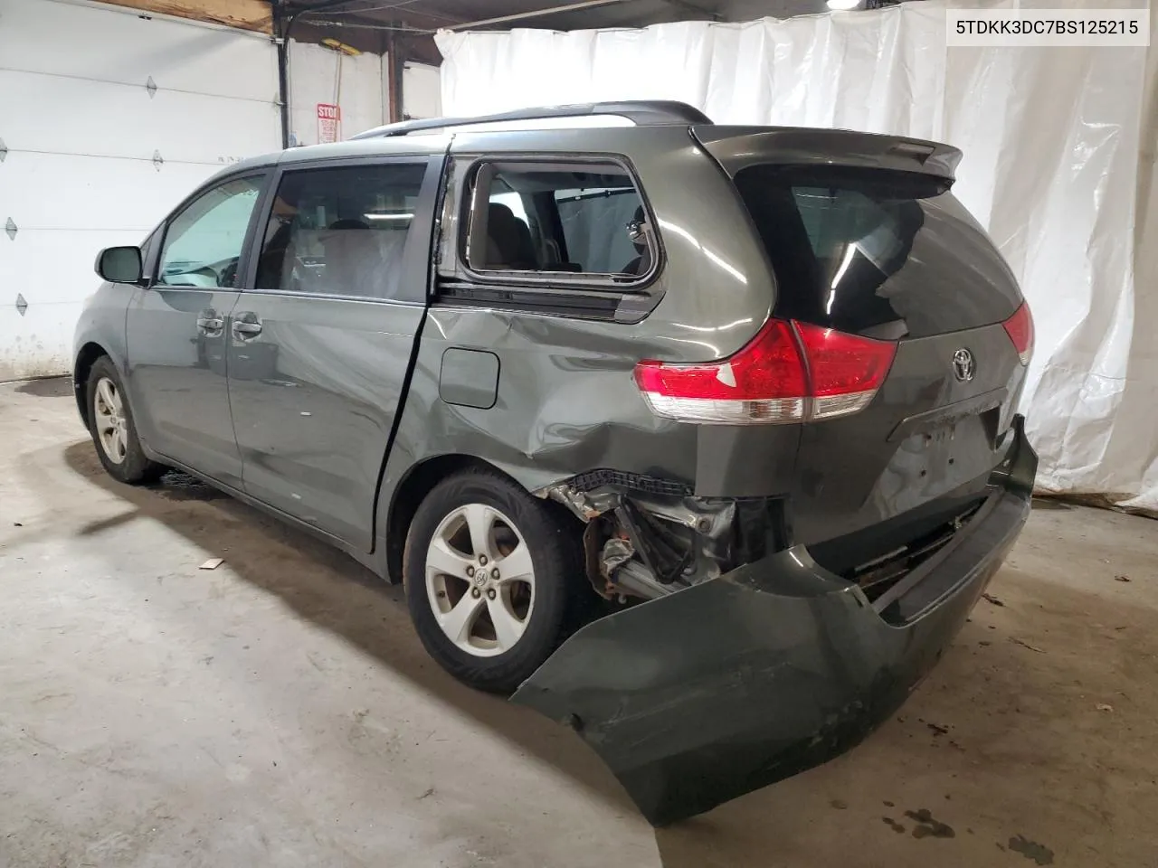 2011 Toyota Sienna Le VIN: 5TDKK3DC7BS125215 Lot: 75645504