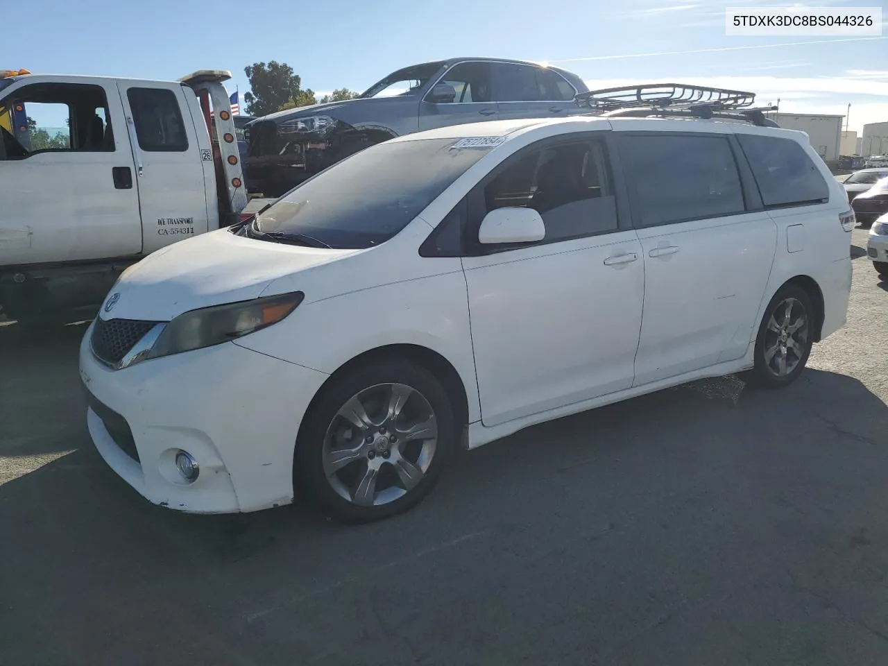 2011 Toyota Sienna Sport VIN: 5TDXK3DC8BS044326 Lot: 75727854