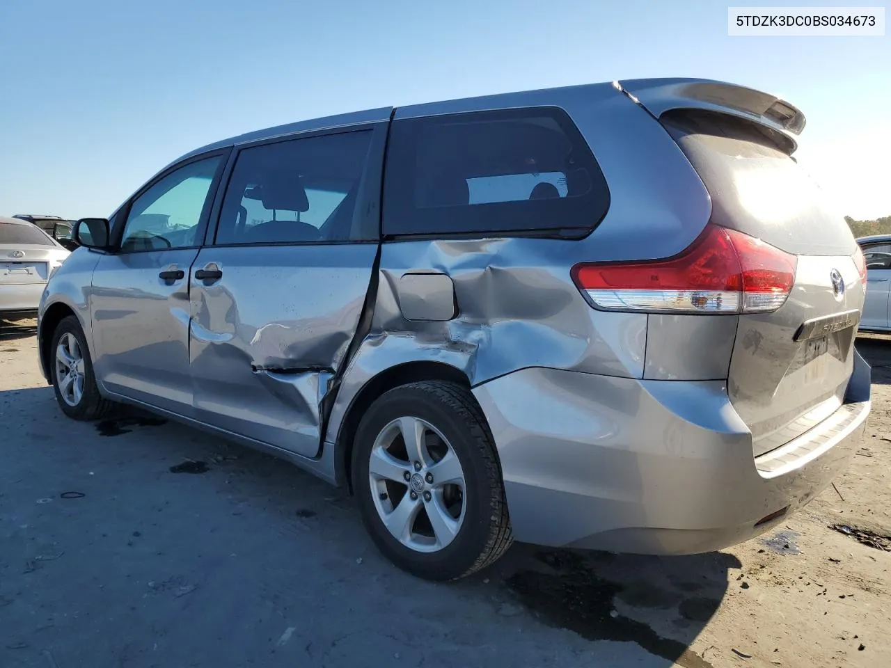 2011 Toyota Sienna VIN: 5TDZK3DC0BS034673 Lot: 77026864