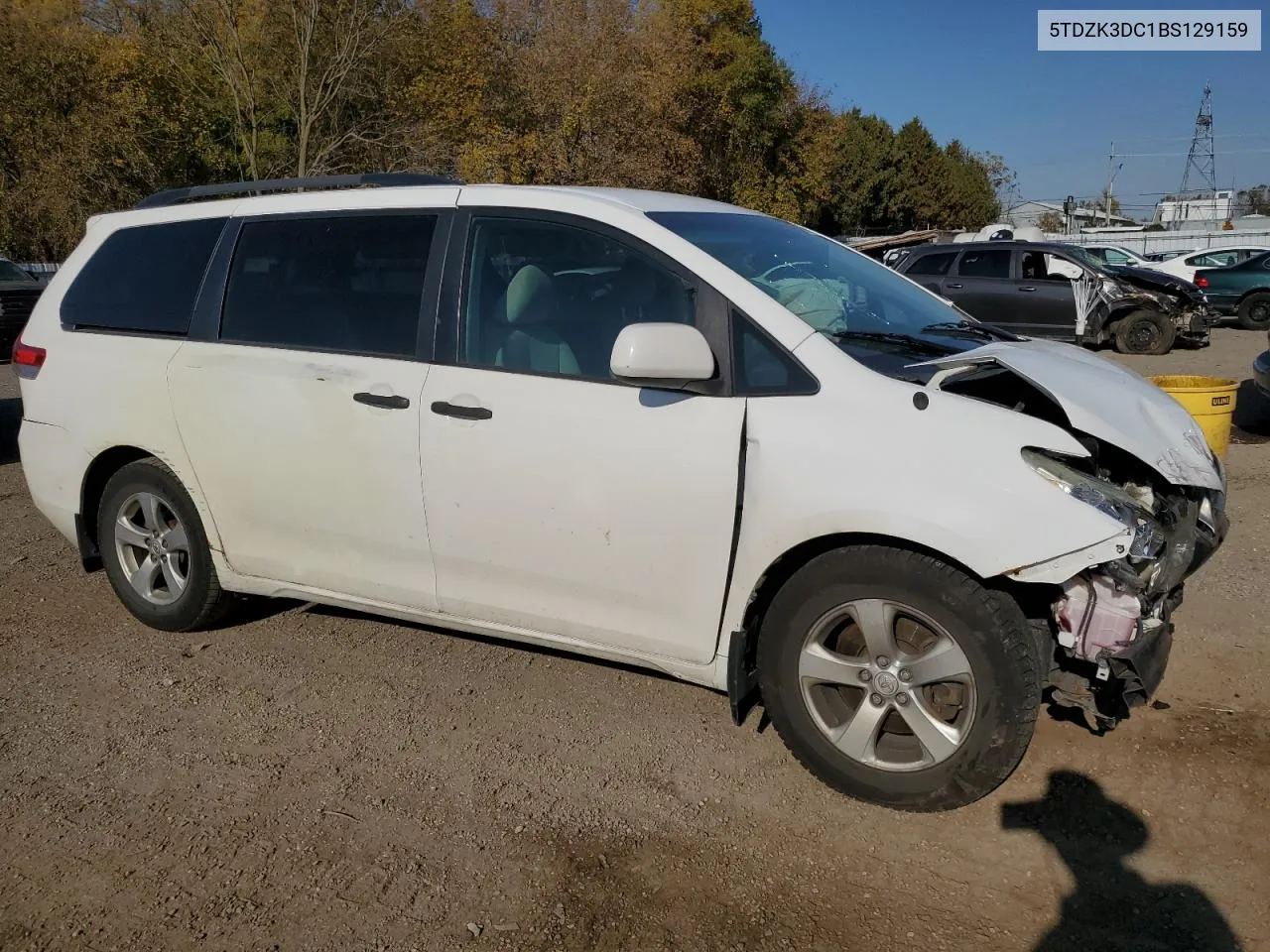 5TDZK3DC1BS129159 2011 Toyota Sienna