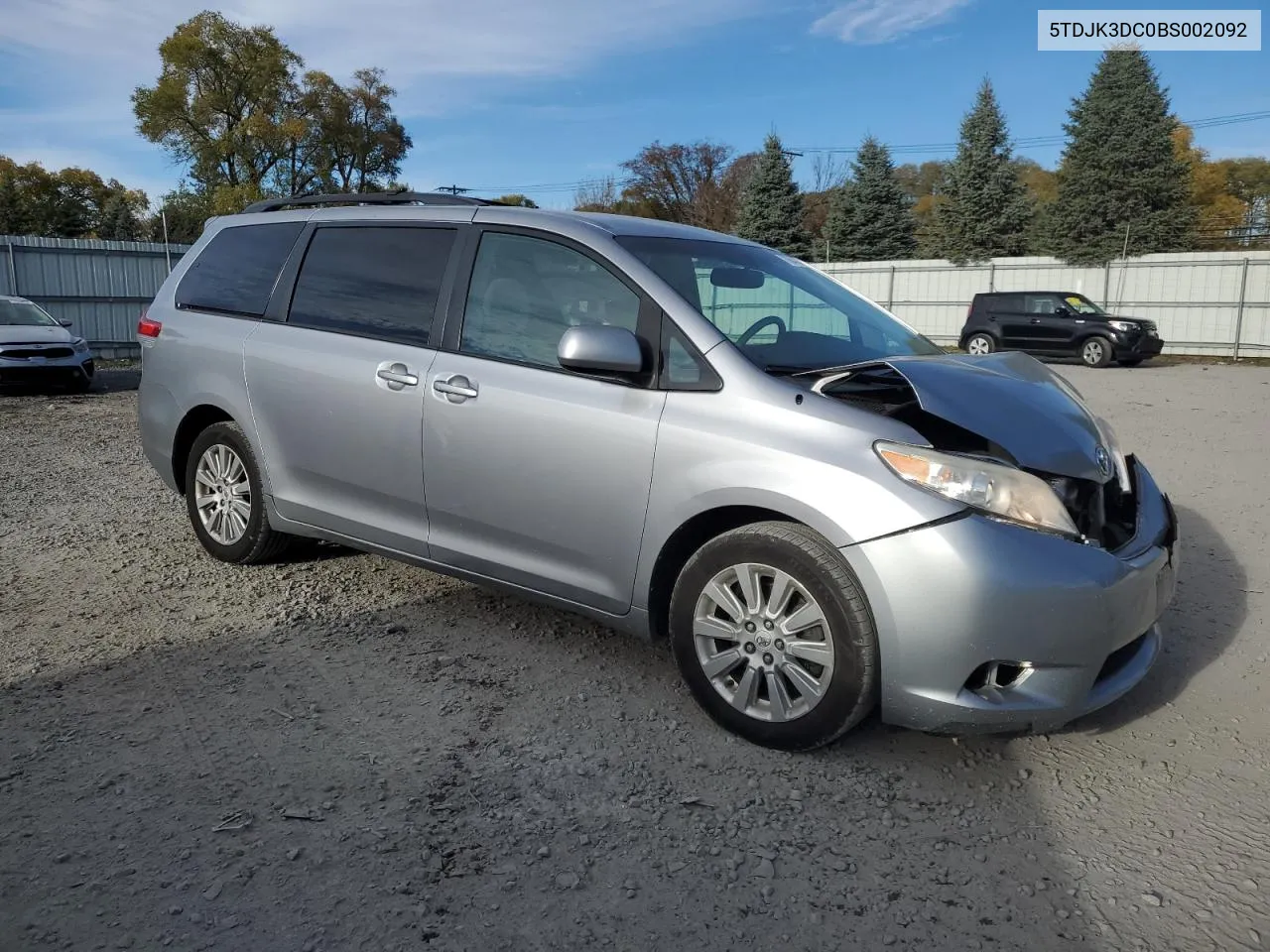 2011 Toyota Sienna Le VIN: 5TDJK3DC0BS002092 Lot: 77664734