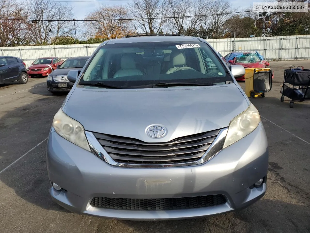 2011 Toyota Sienna Xle VIN: 5TDYK3DC8BS055637 Lot: 77904474