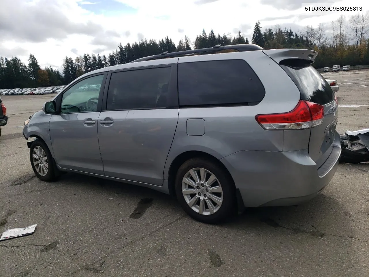 2011 Toyota Sienna Le VIN: 5TDJK3DC9BS026813 Lot: 78020614