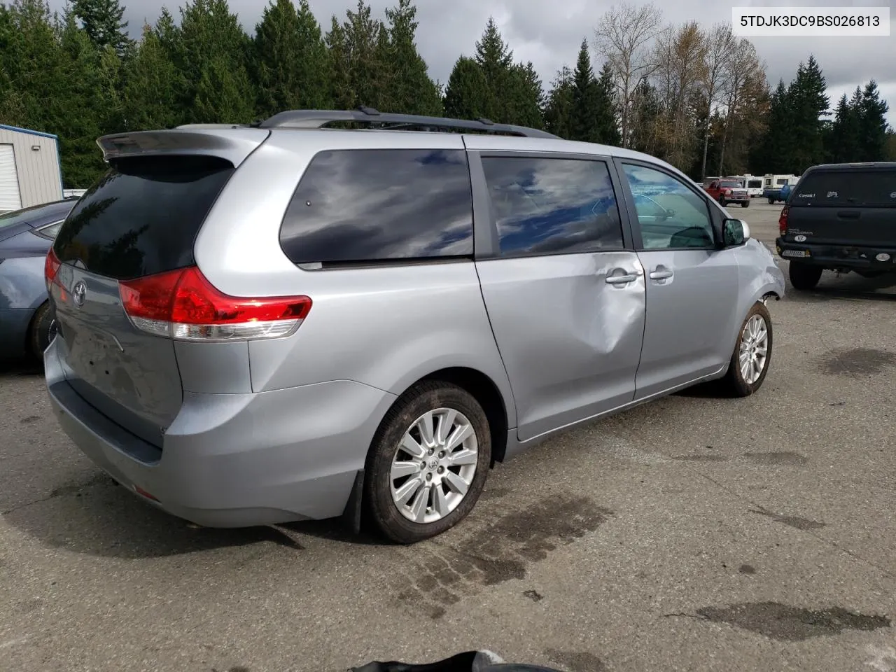 2011 Toyota Sienna Le VIN: 5TDJK3DC9BS026813 Lot: 78020614