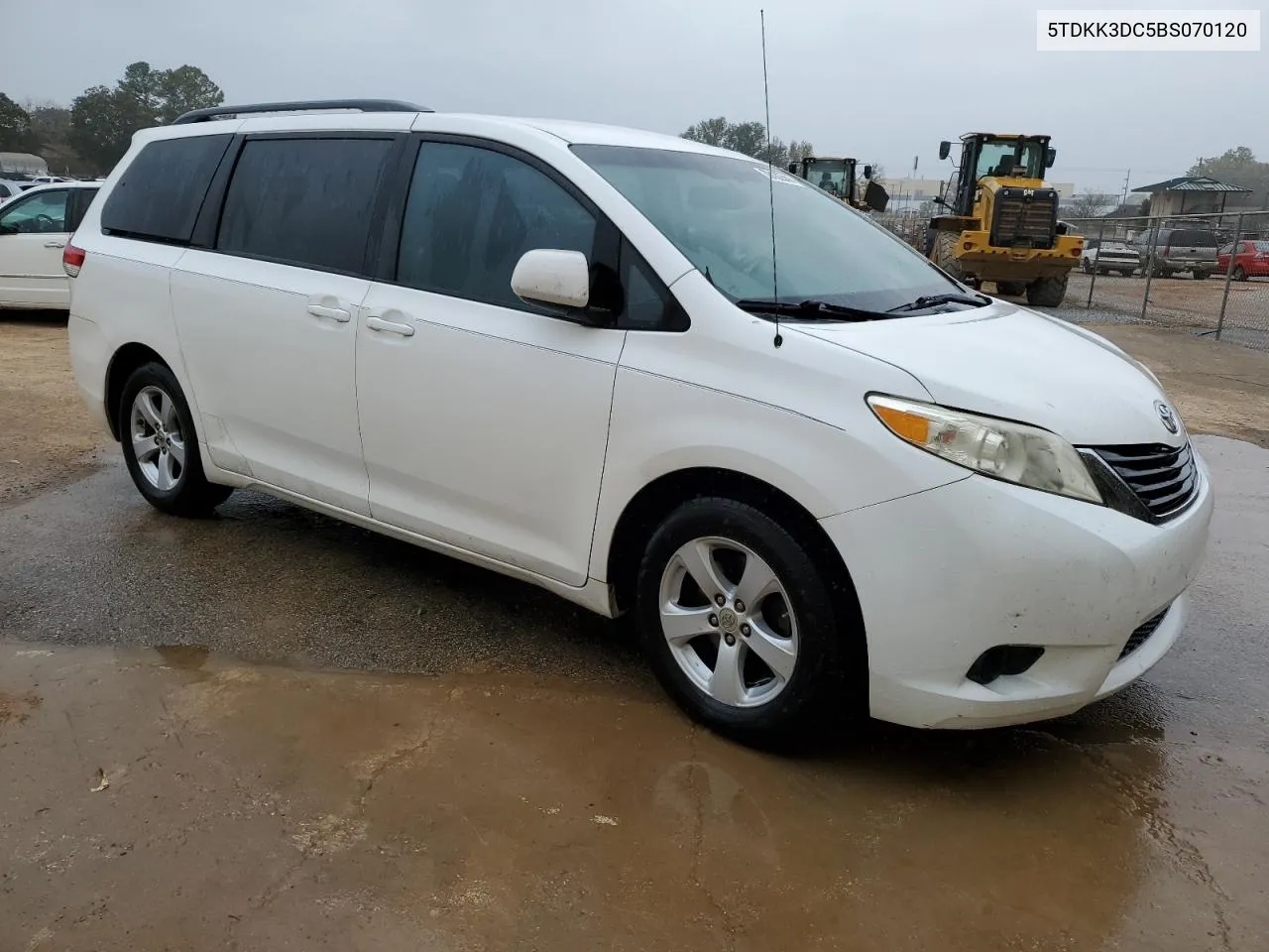 2011 Toyota Sienna Le VIN: 5TDKK3DC5BS070120 Lot: 78438544