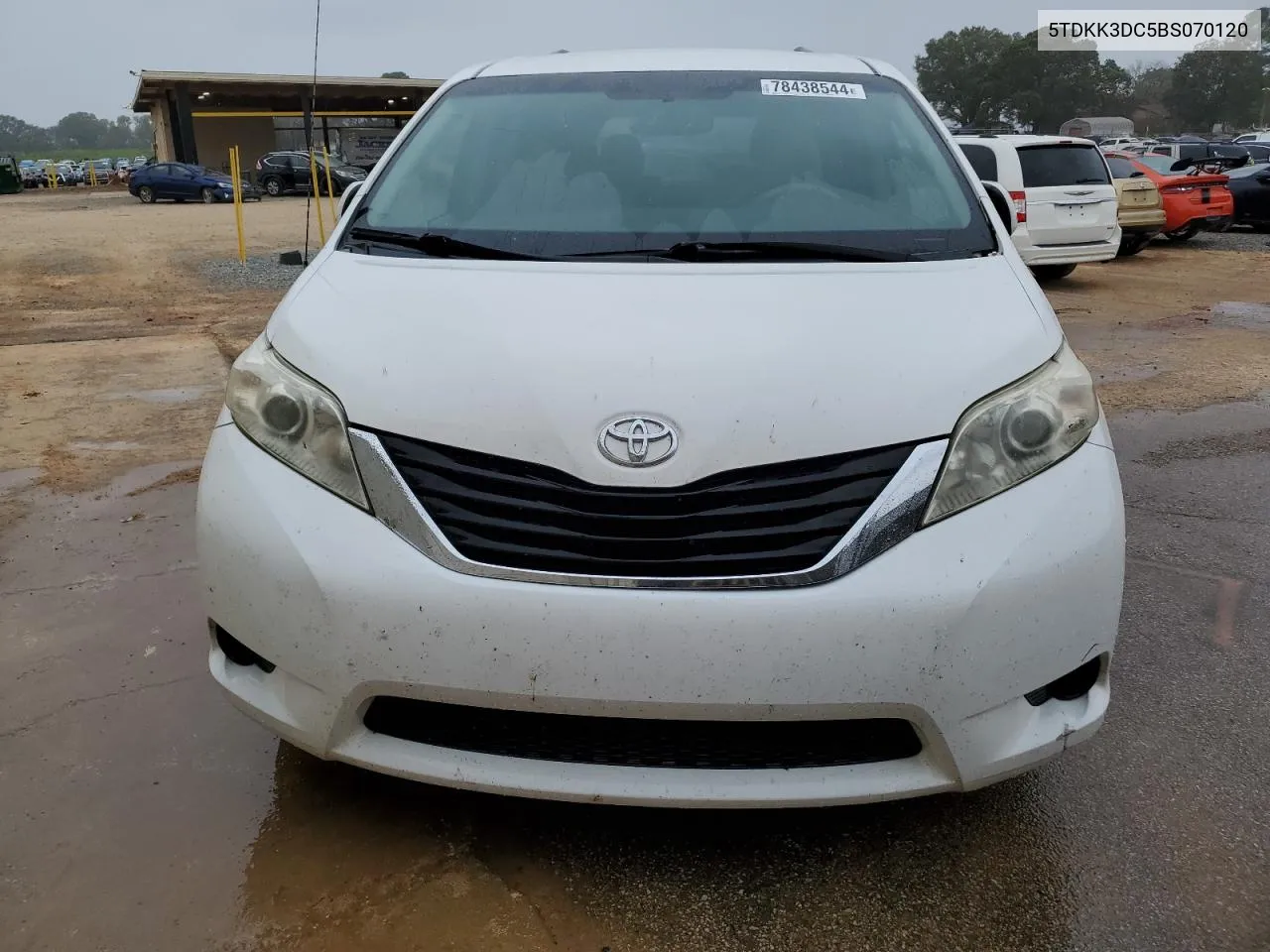 2011 Toyota Sienna Le VIN: 5TDKK3DC5BS070120 Lot: 78438544