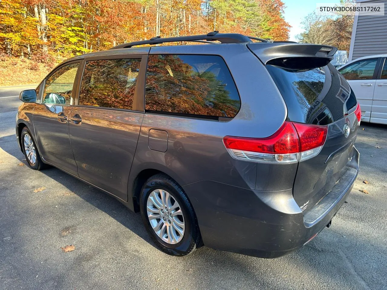 2011 Toyota Sienna Xle VIN: 5TDYK3DC6BS117262 Lot: 78759704