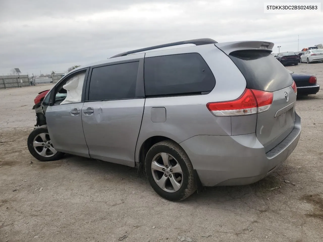 2011 Toyota Sienna Le VIN: 5TDKK3DC2BS024583 Lot: 79100514