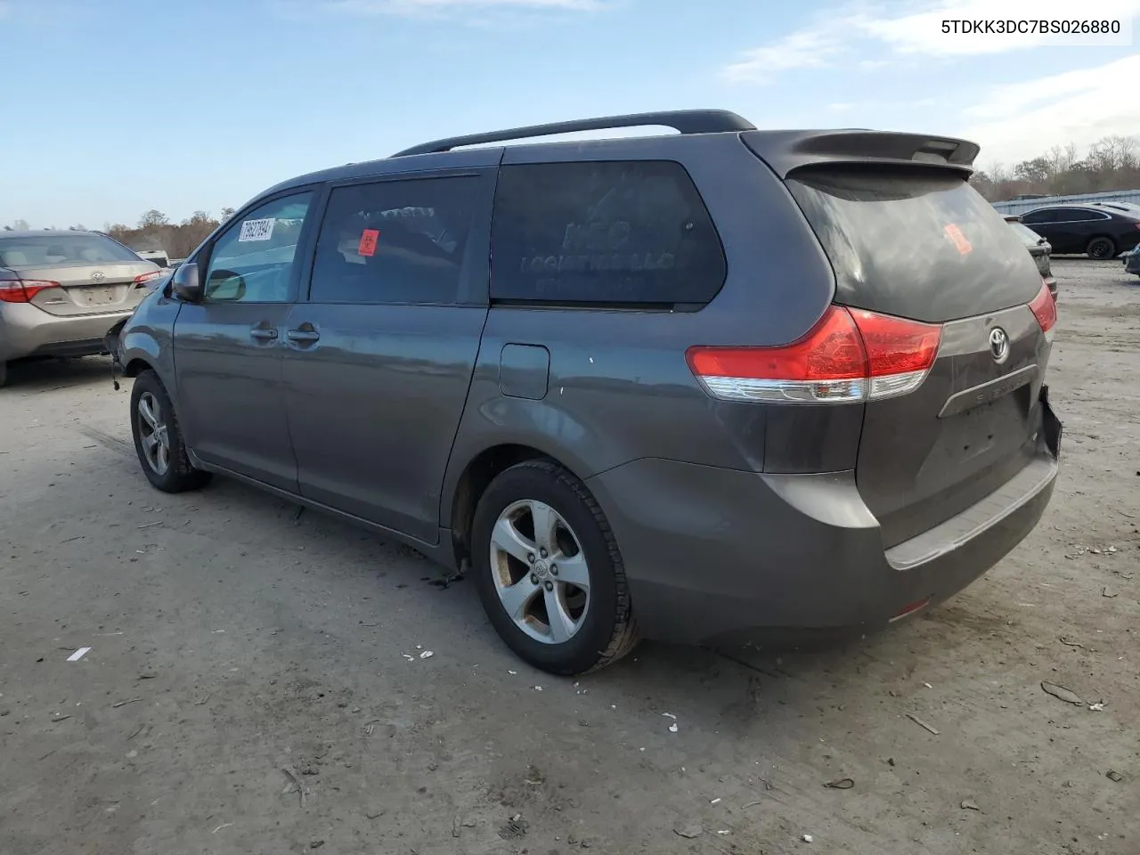 2011 Toyota Sienna Le VIN: 5TDKK3DC7BS026880 Lot: 79627894