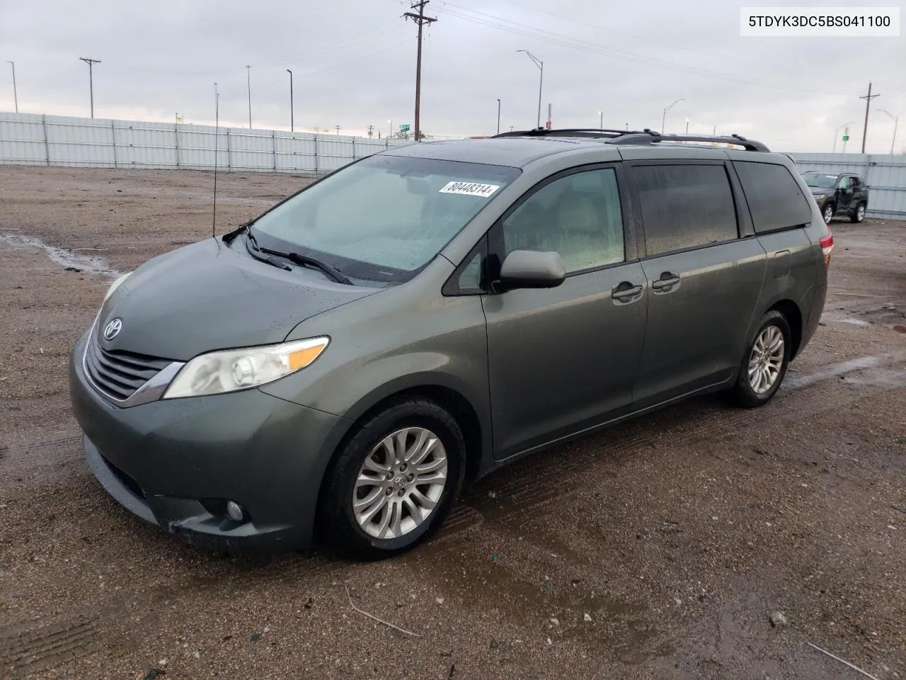 2011 Toyota Sienna Xle VIN: 5TDYK3DC5BS041100 Lot: 80448314