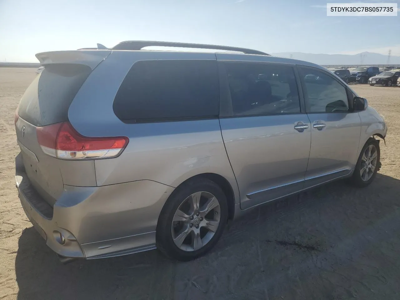 2011 Toyota Sienna Xle VIN: 5TDYK3DC7BS057735 Lot: 80488724