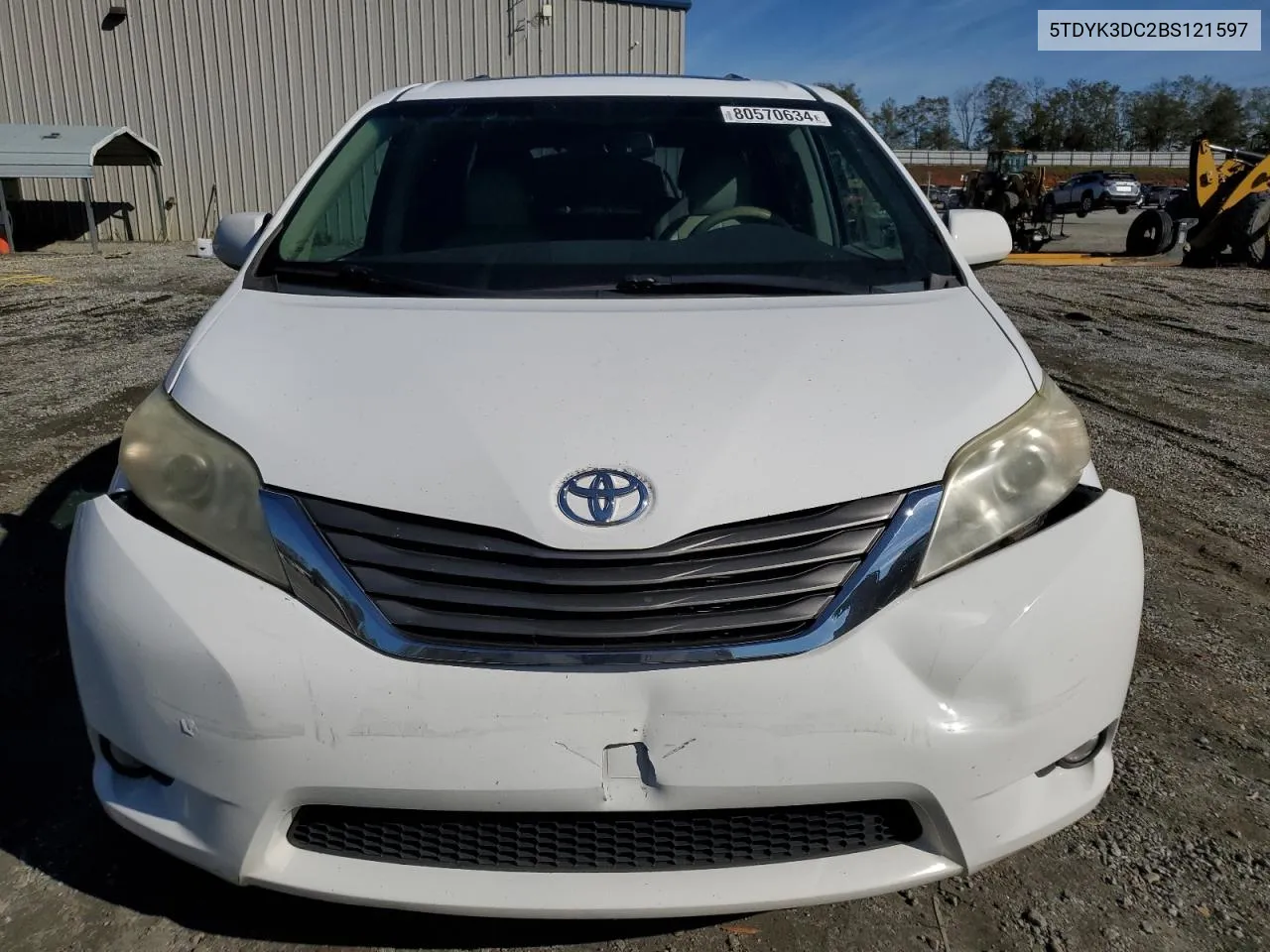 2011 Toyota Sienna Xle VIN: 5TDYK3DC2BS121597 Lot: 80570634