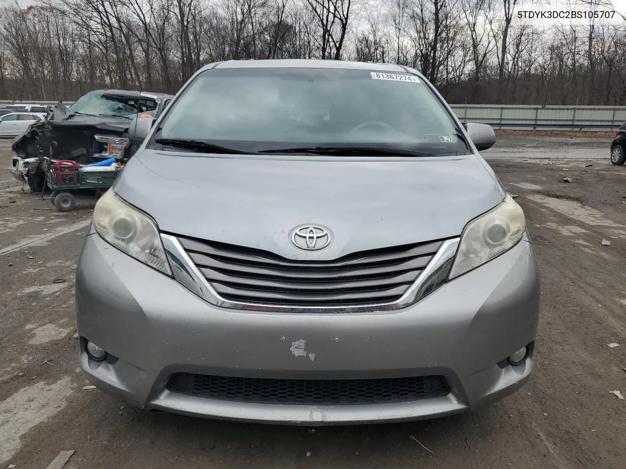 2011 Toyota Sienna Xle VIN: 5TDYK3DC2BS105707 Lot: 81367274