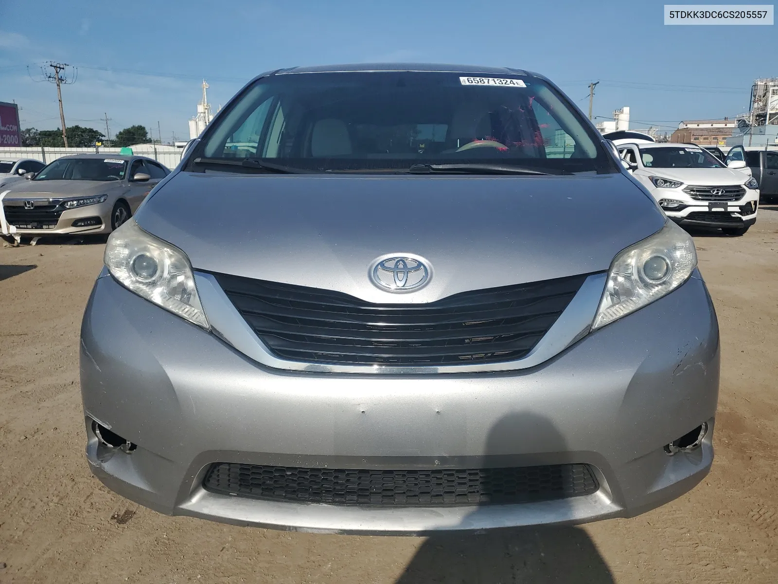 5TDKK3DC6CS205557 2012 Toyota Sienna Le