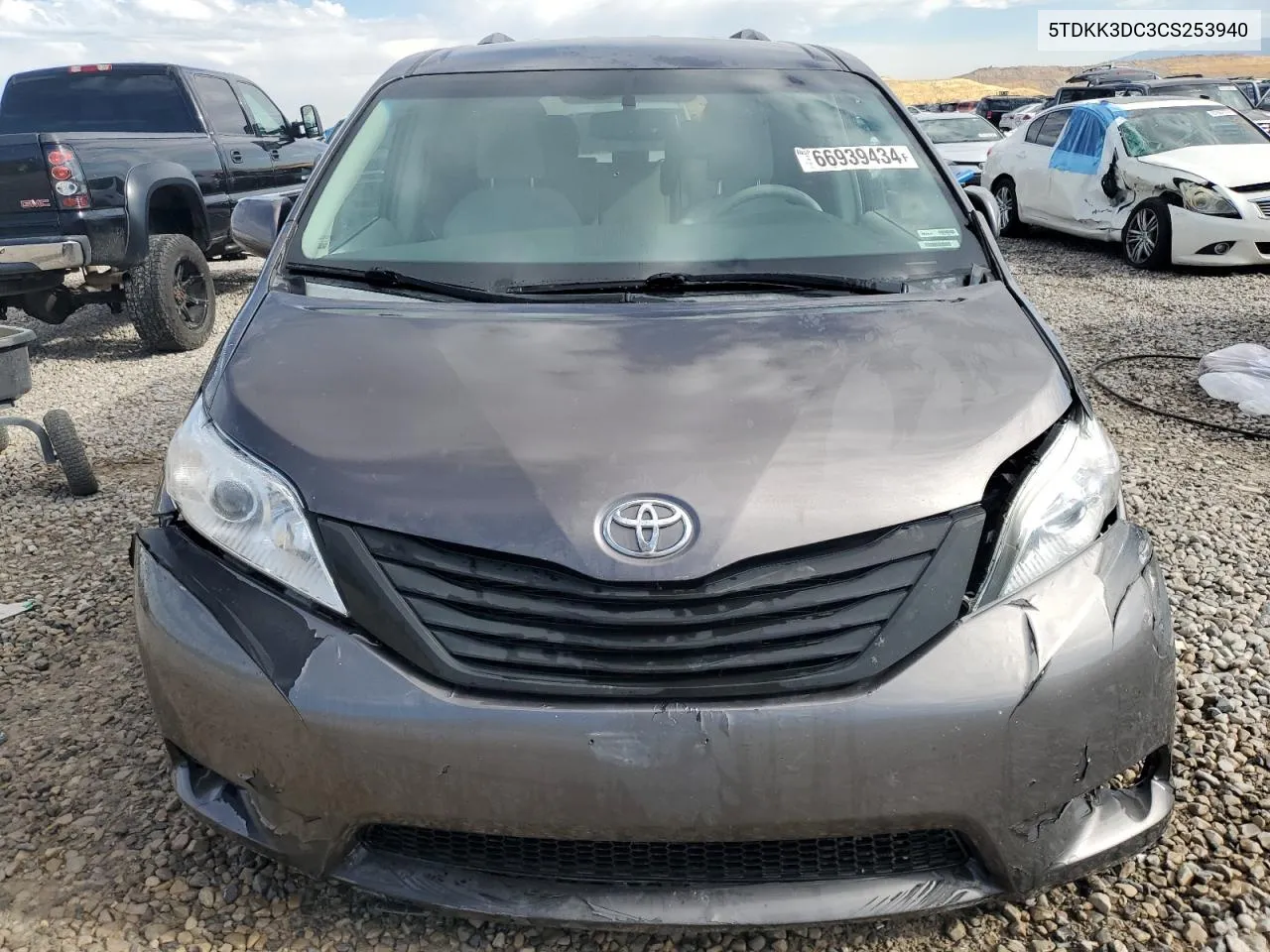 5TDKK3DC3CS253940 2012 Toyota Sienna Le