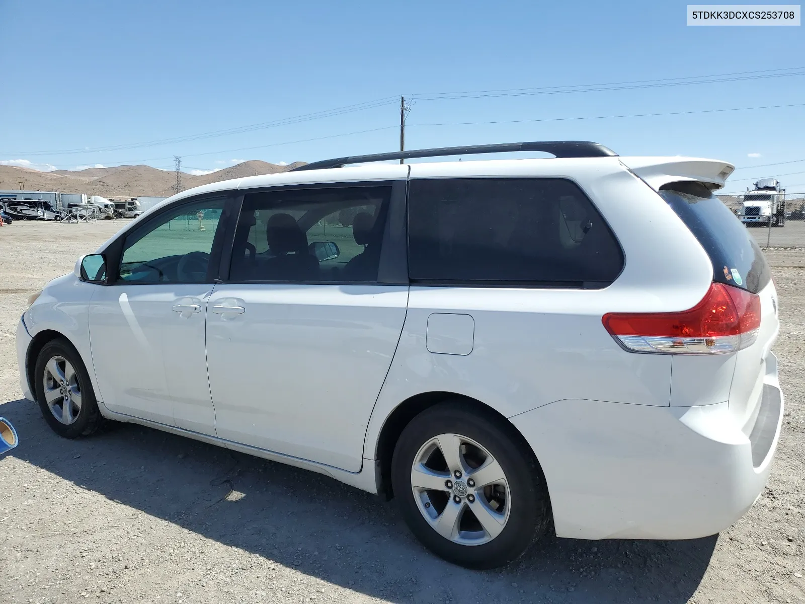 2012 Toyota Sienna Le VIN: 5TDKK3DCXCS253708 Lot: 66944244