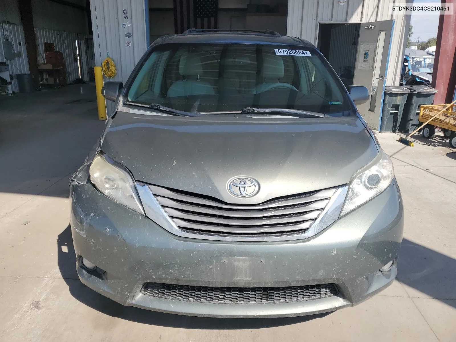 5TDYK3DC4CS210461 2012 Toyota Sienna Xle