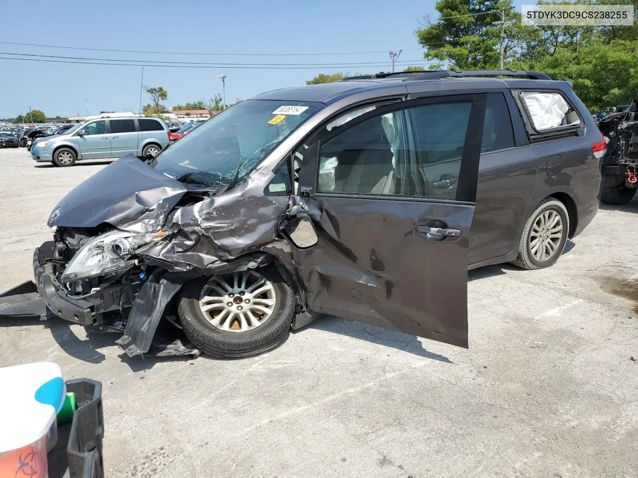 2012 Toyota Sienna Xle VIN: 5TDYK3DC9CS238255 Lot: 68365164